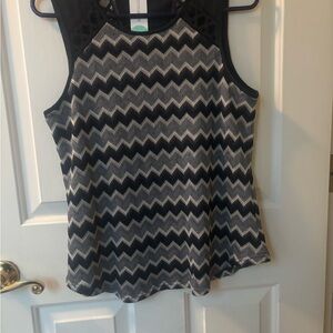 Daniel Rainn Black and Gray Chevron Tank Top